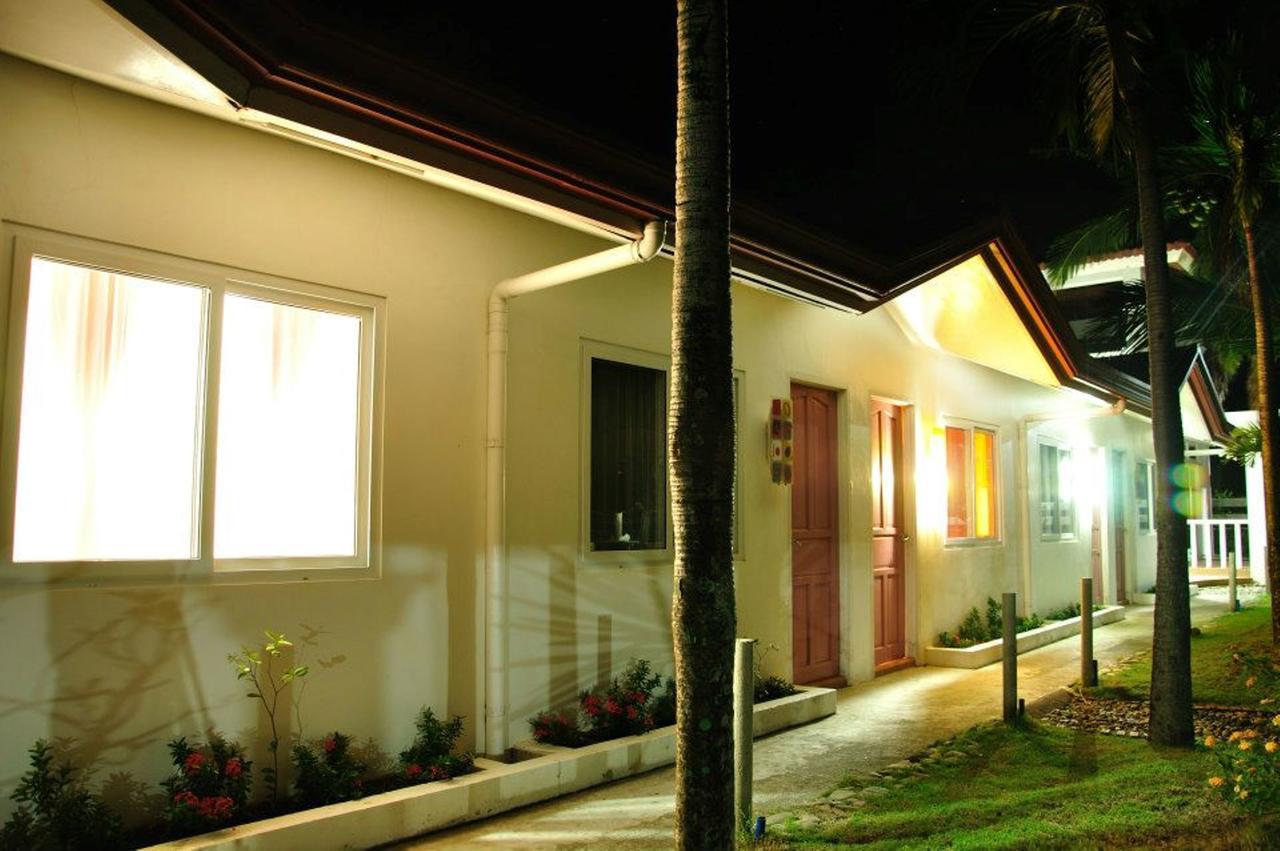 Happy Ripples Beach Resort Mabilao Exterior foto