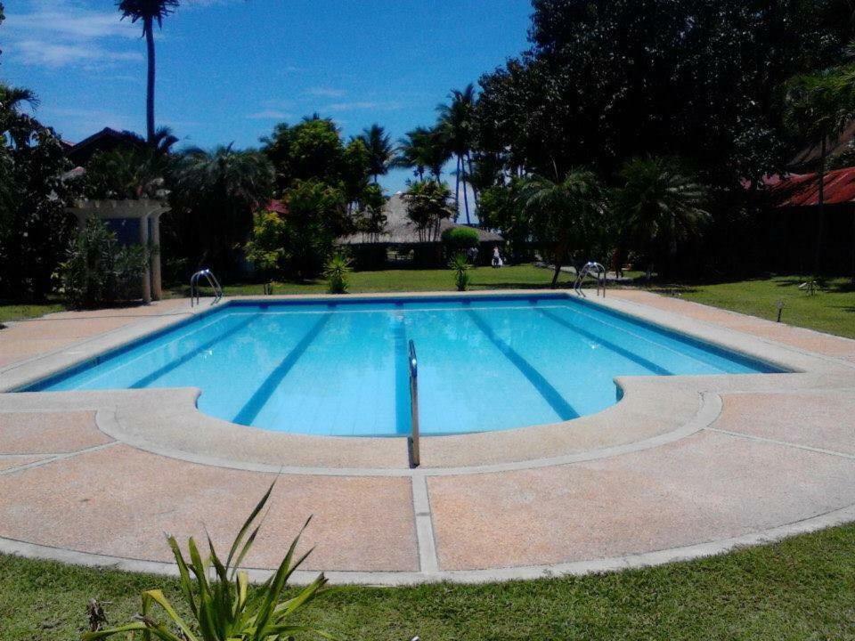Happy Ripples Beach Resort Mabilao Exterior foto